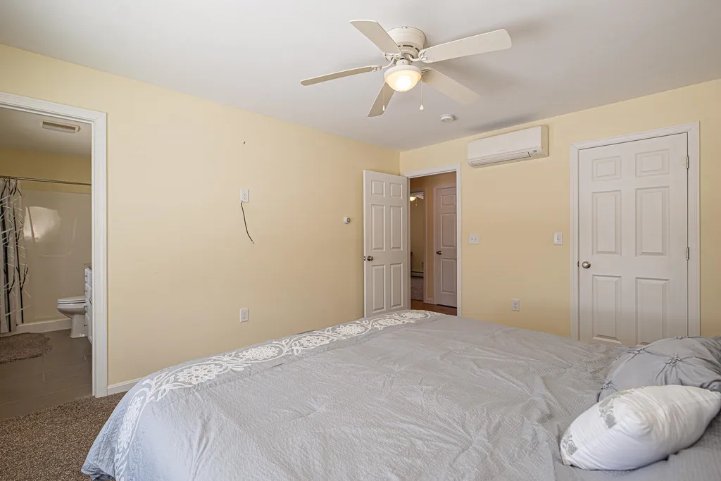 20 Linny Lane Laconia NH 03246