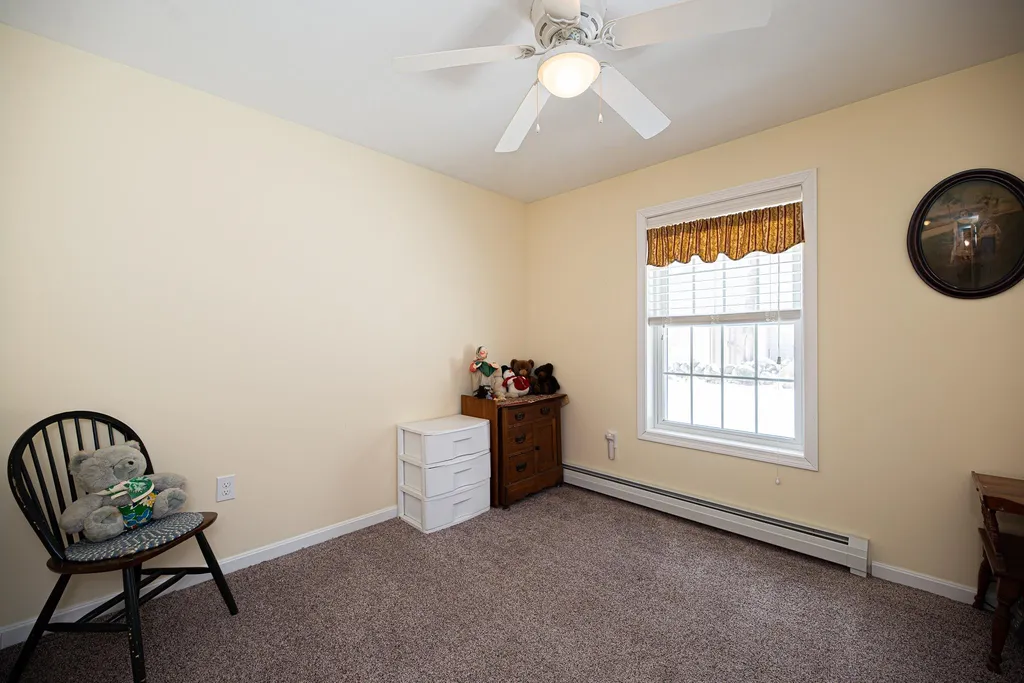 20 Linny Lane Laconia NH 03246
