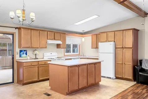 114 Donald Drive Goffstown NH 03045