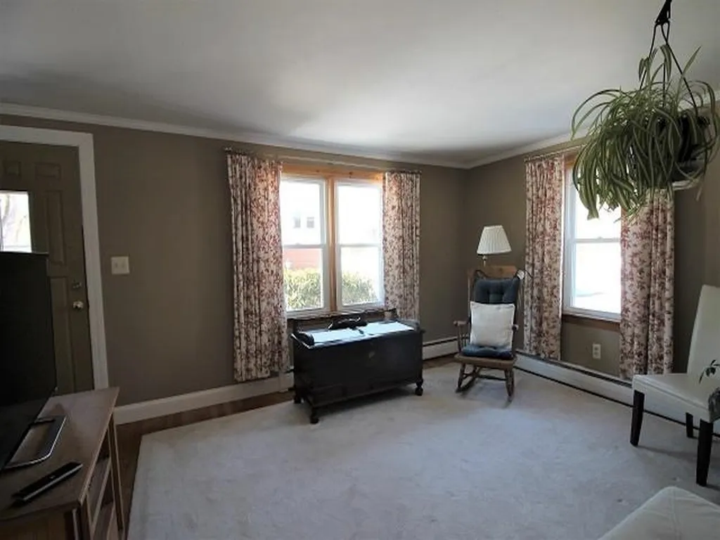 5 Beatrice Lane Hampton NH 03842