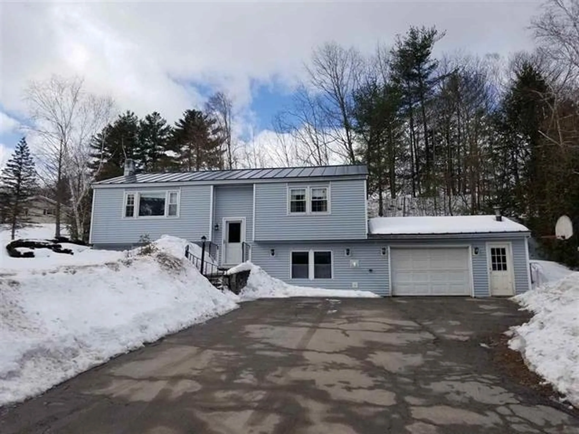 7 Memorial Drive Claremont NH 03743
