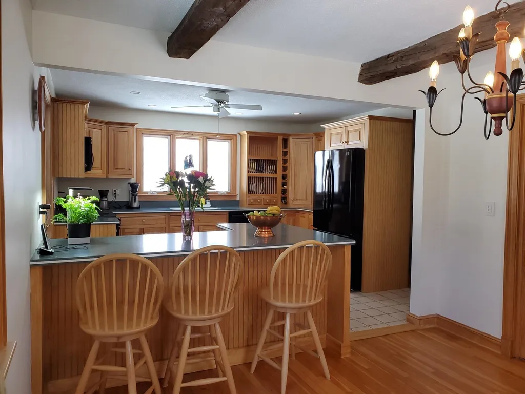 10 Waverly Street Franklin NH 03235
