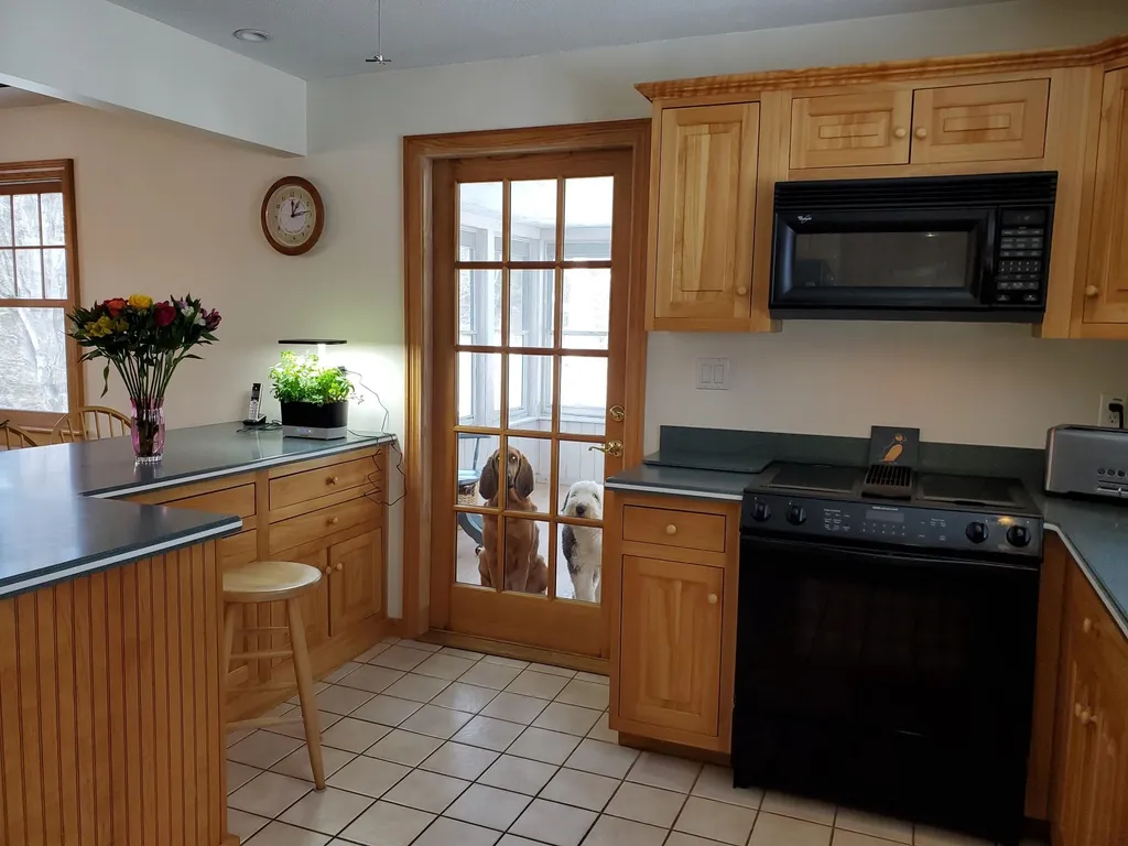 10 Waverly Street Franklin NH 03235