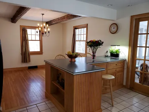10 Waverly Street Franklin NH 03235