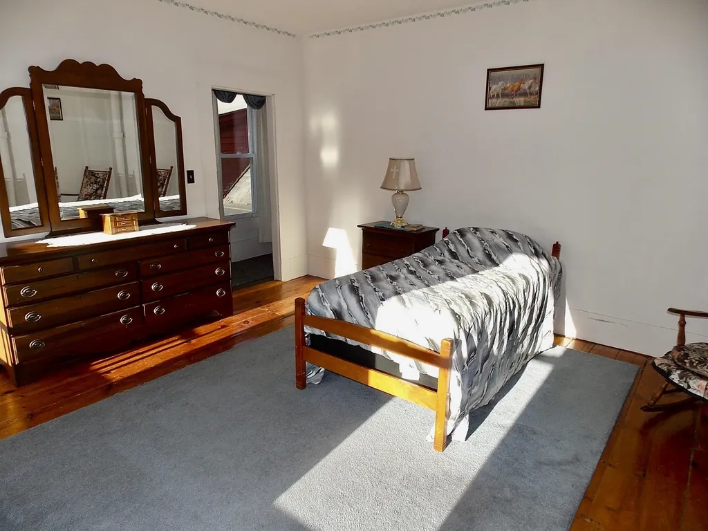 95 Henry Bridge Road Goffstown NH 03045