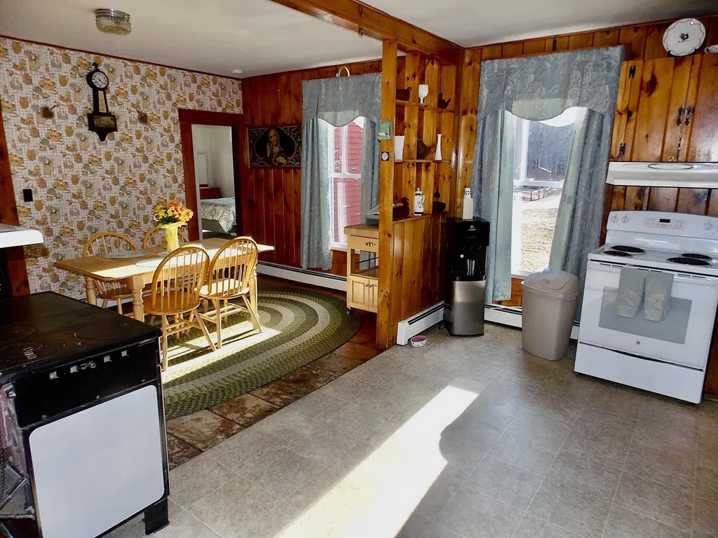 95 Henry Bridge Road Goffstown NH 03045