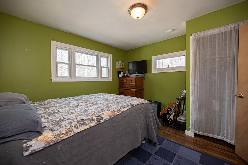 122 Dame Road Durham NH 03824