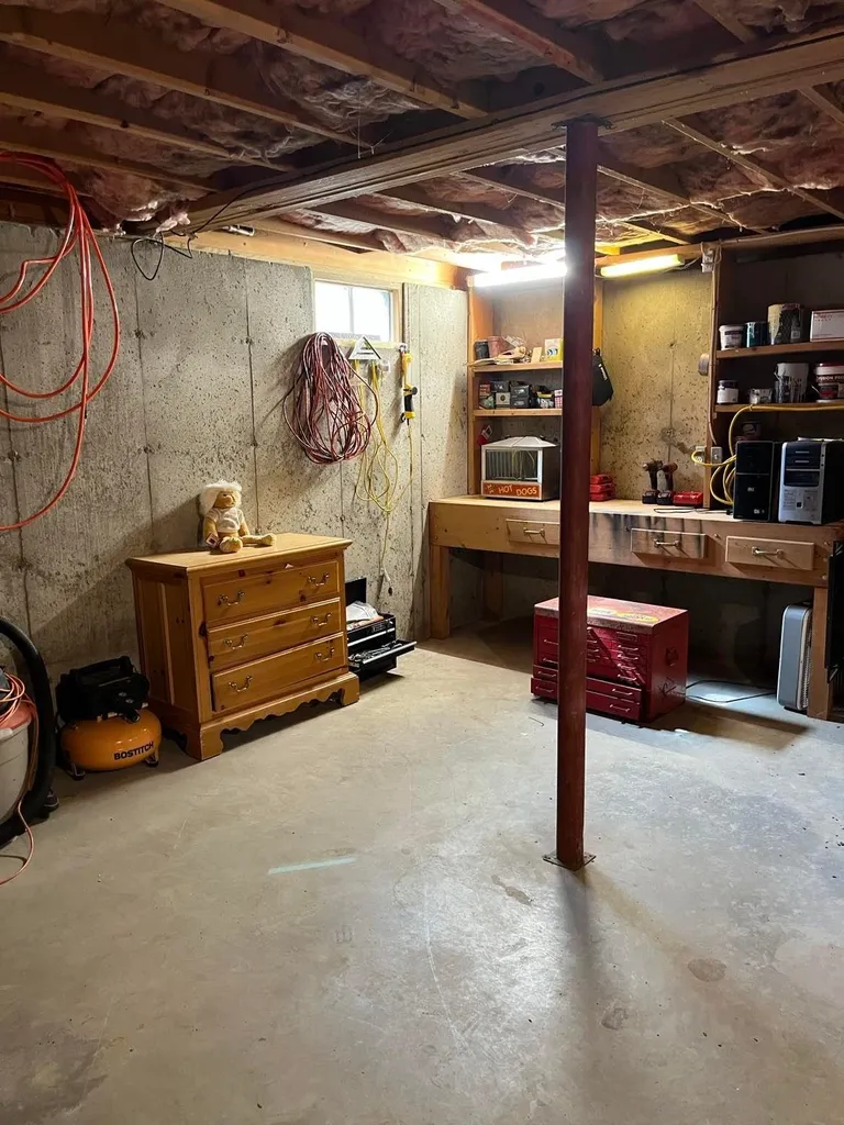 11 Kimball Place Claremont NH 03743