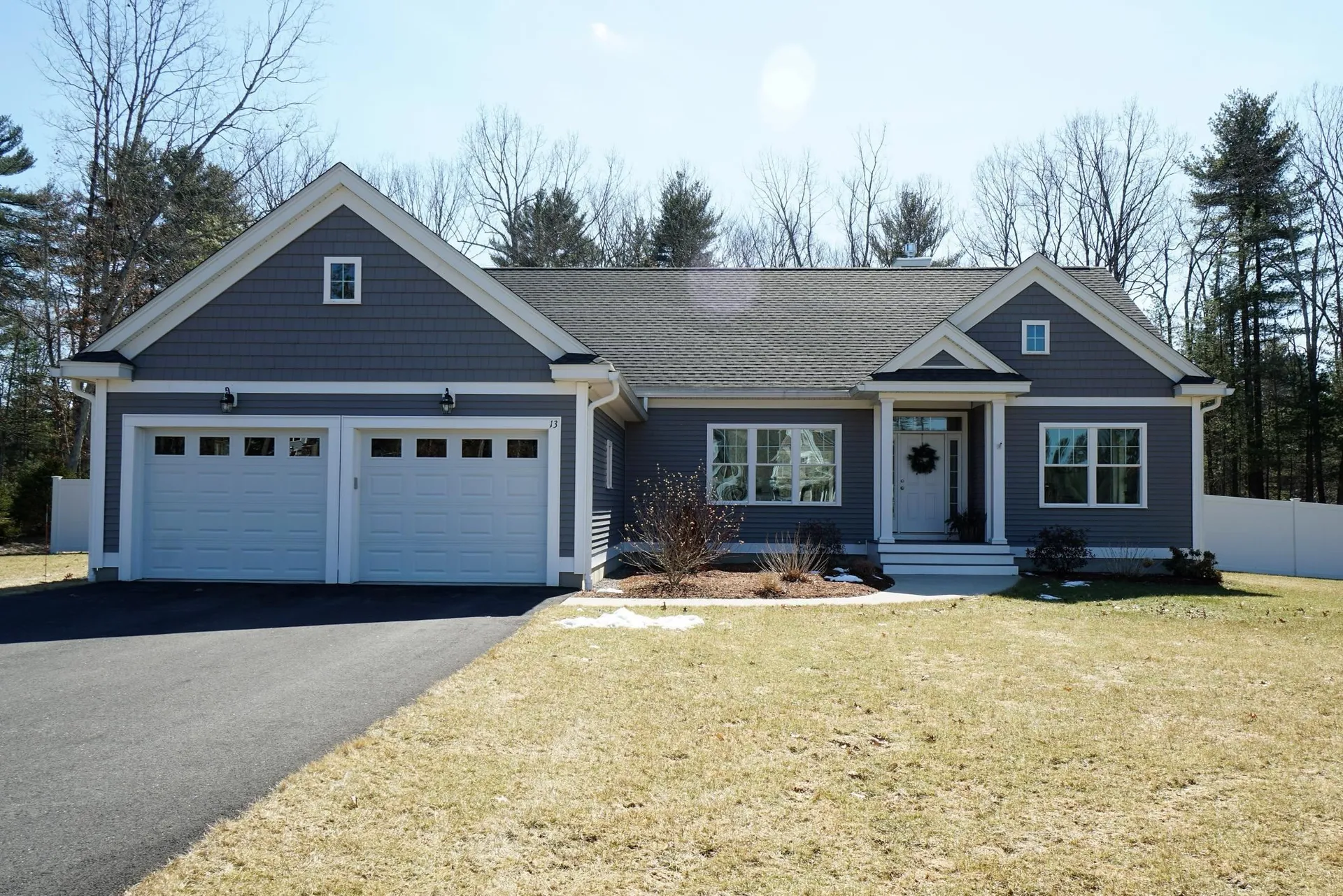 13 Weatherstone Road Litchfield NH 03052