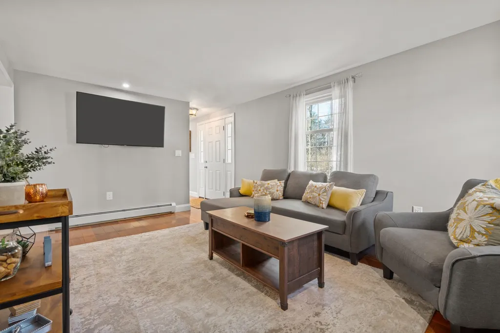 50 Londonderry Road Windham NH 03087