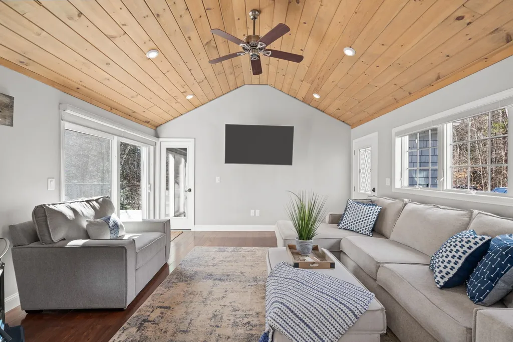 50 Londonderry Road Windham NH 03087