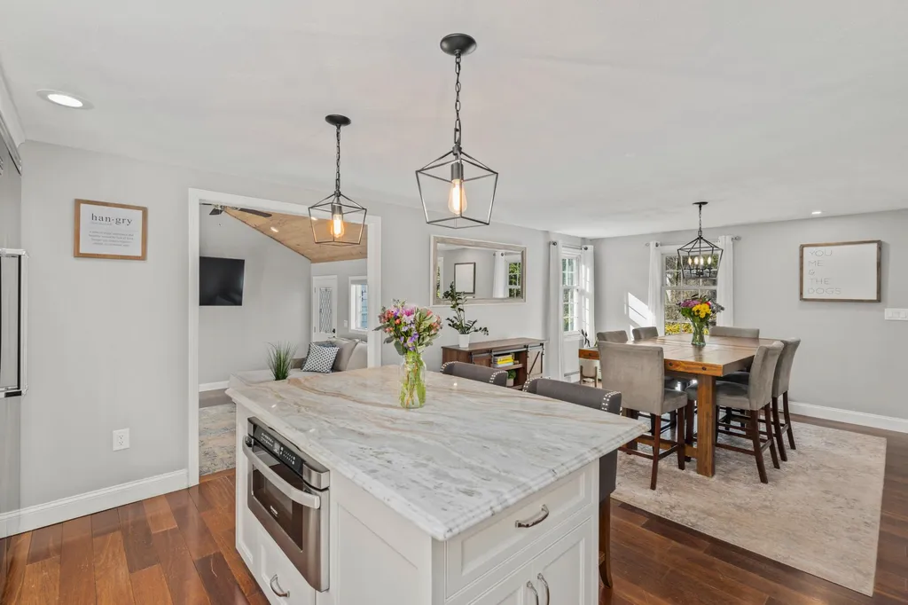 50 Londonderry Road Windham NH 03087