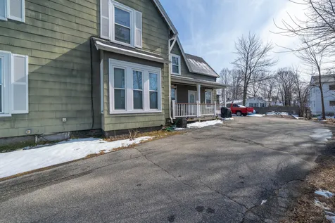 685 Hanover Street Manchester NH 03104