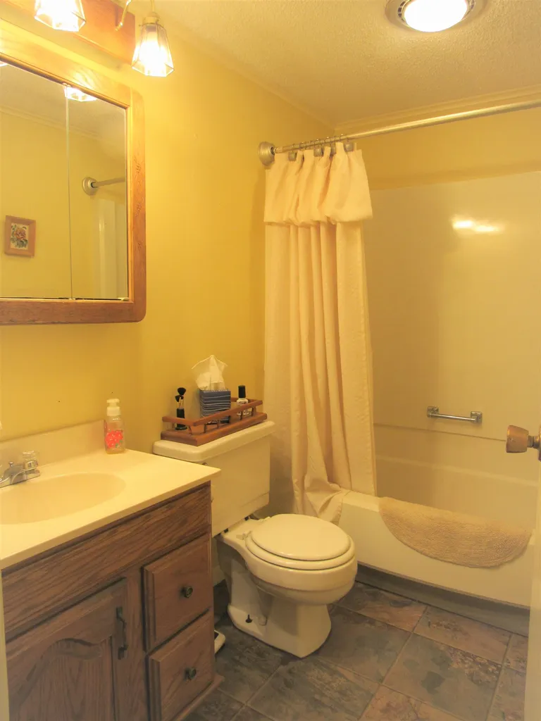 29 Crestwood Drive Gorham NH 03581