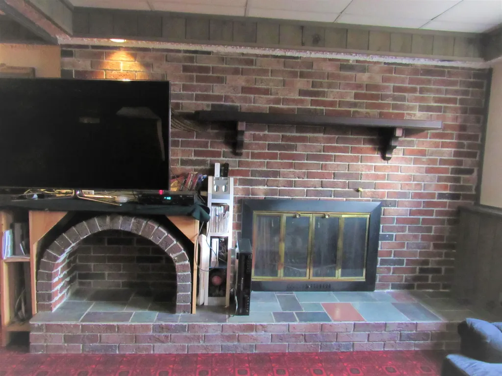 29 Crestwood Drive Gorham NH 03581
