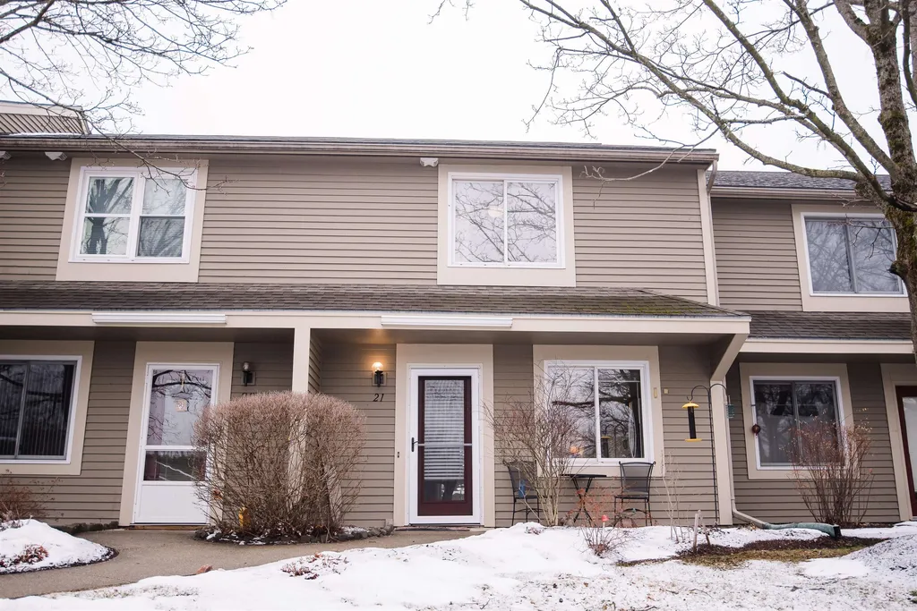 21 Overlook Drive South Burlington VT 05403
