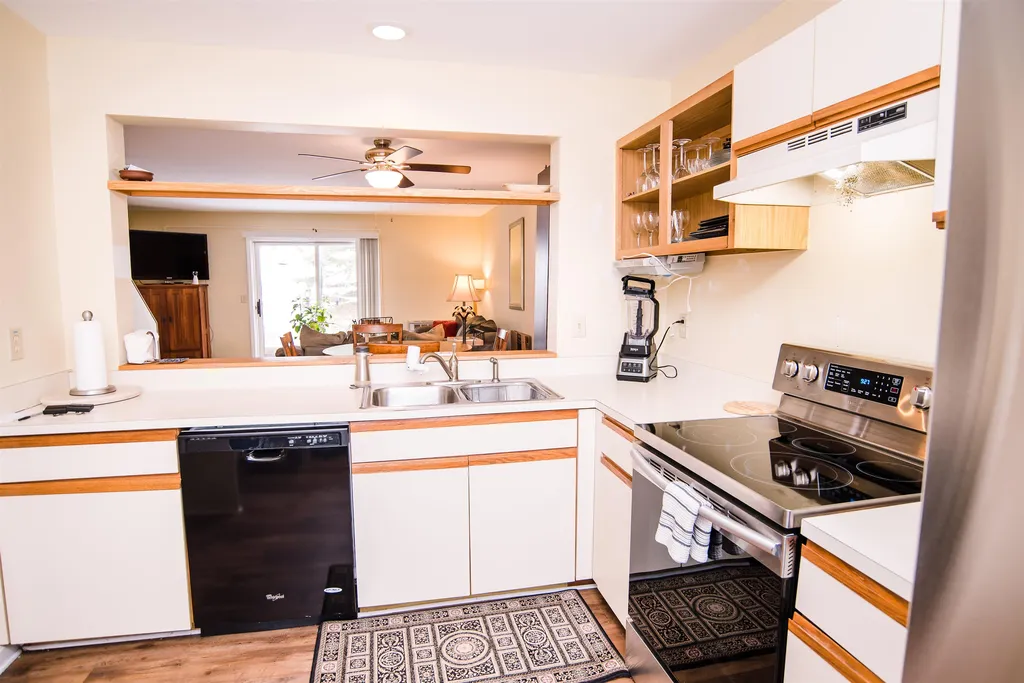21 Overlook Drive South Burlington VT 05403