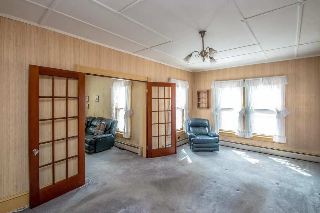 23 Prospect Street Lancaster NH 03584