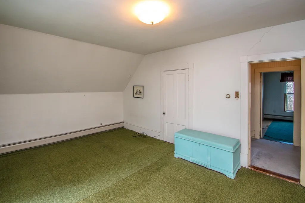 23 Prospect Street Lancaster NH 03584
