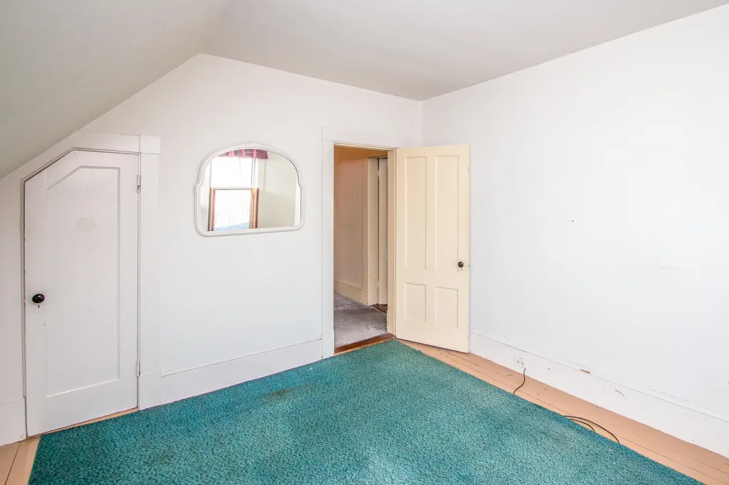 23 Prospect Street Lancaster NH 03584