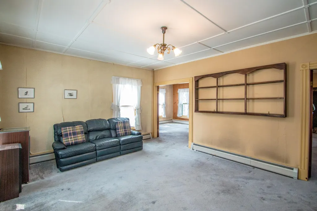 23 Prospect Street Lancaster NH 03584