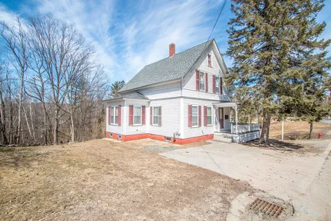 23 Prospect Street Lancaster NH 03584