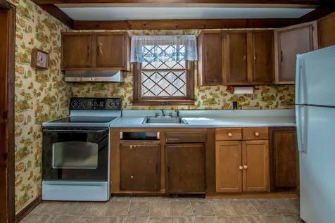 23 Prospect Street Lancaster NH 03584