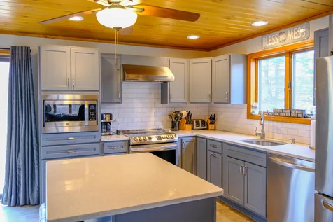 620 Station Road Mount Holly VT 05758