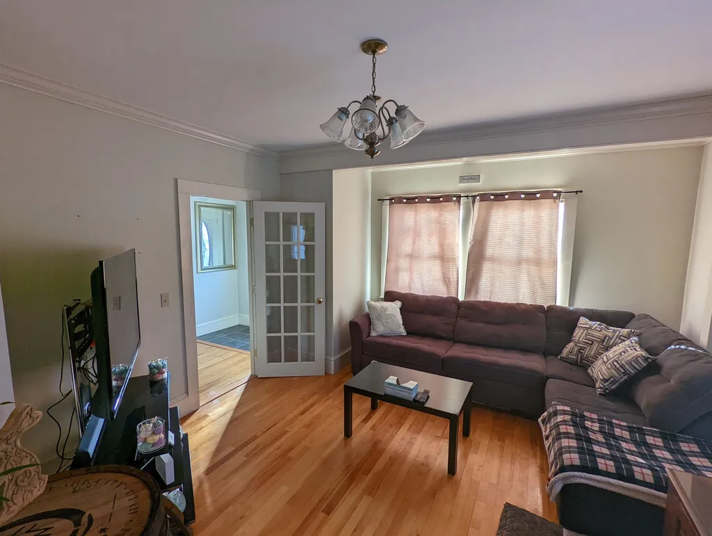 10 Fairmount Street Nashua NH 03064