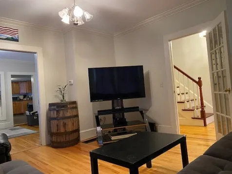 10 Fairmount Street Nashua NH 03064