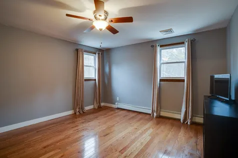 10 Glendale Circle Plaistow NH 03865