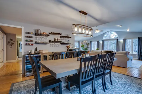 10 Glendale Circle Plaistow NH 03865