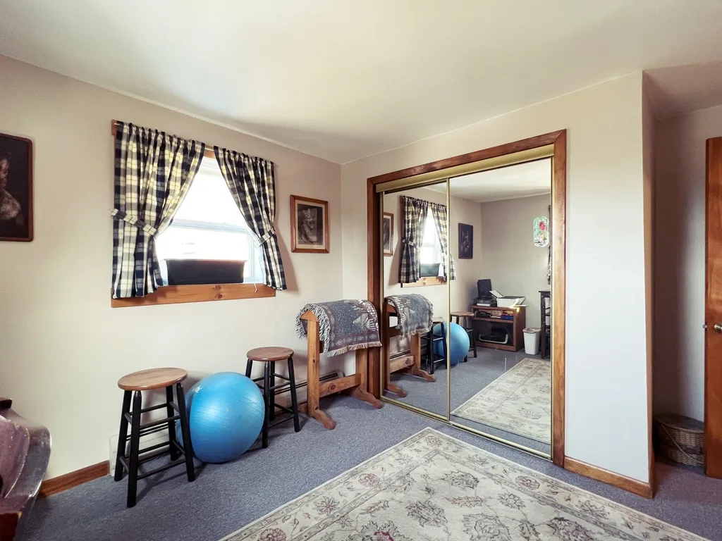 1913 Dexter Mountain Road Glover VT 05839