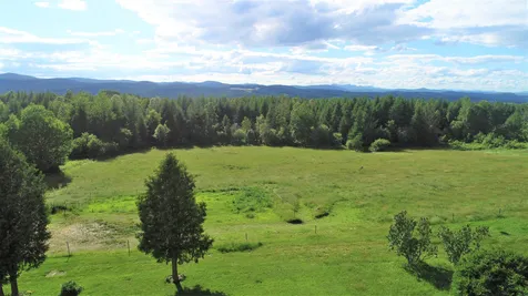 1913 Dexter Mountain Road Glover VT 05839