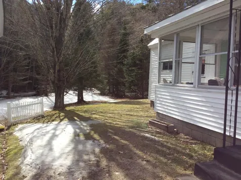 1193 Old Route 25 Rumney NH 03266