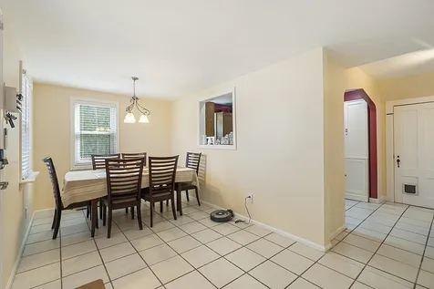 768 Amherst Street Manchester NH 03104