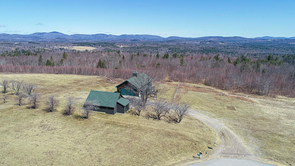 88 Bingham Road Gilmanton NH 03237