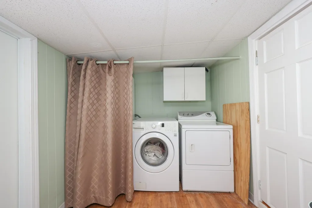 7 Hollyhock Way Manchester NH 03109