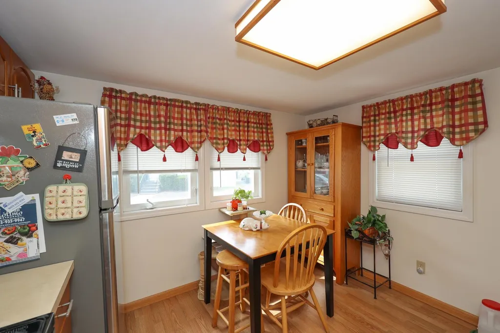 7 Hollyhock Way Manchester NH 03109