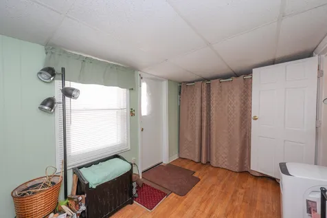 7 Hollyhock Way Manchester NH 03109