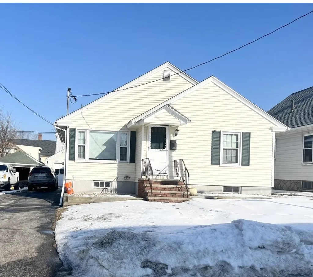 646 Clay Street Manchester NH 03103