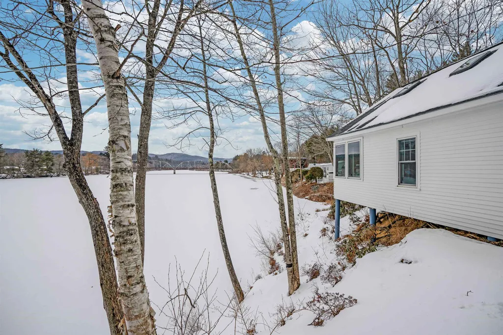 307 River Road Lyme NH 03768
