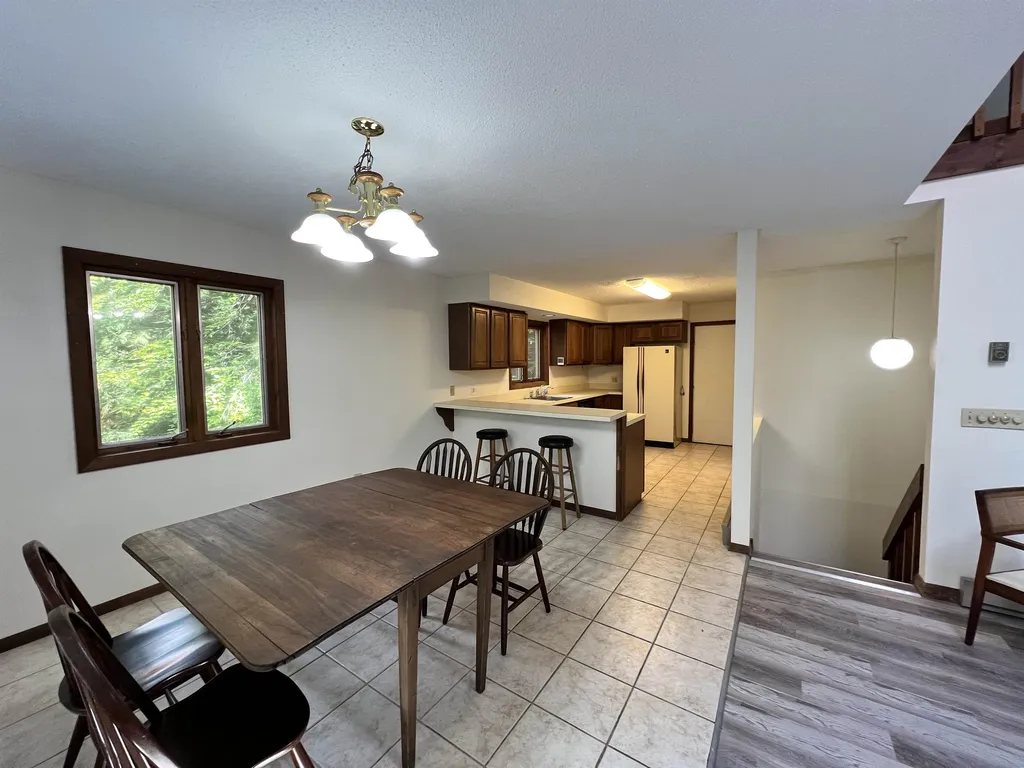75 Naulahka Lane Hartford VT 05059
