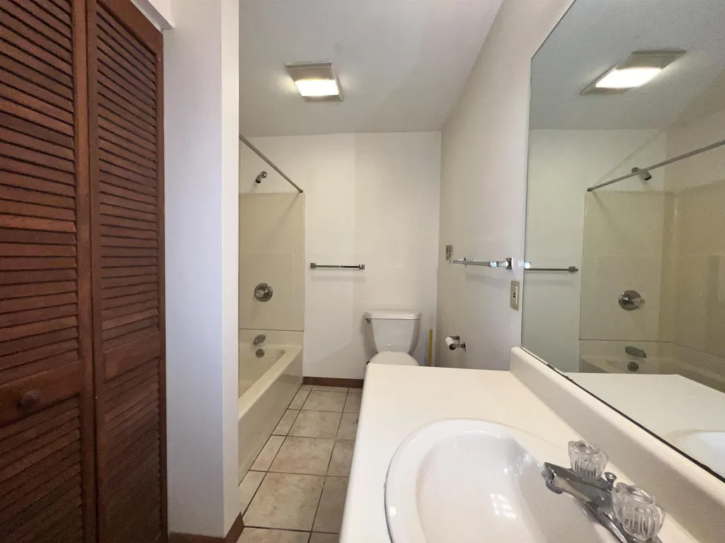 75 Naulahka Lane Hartford VT 05059