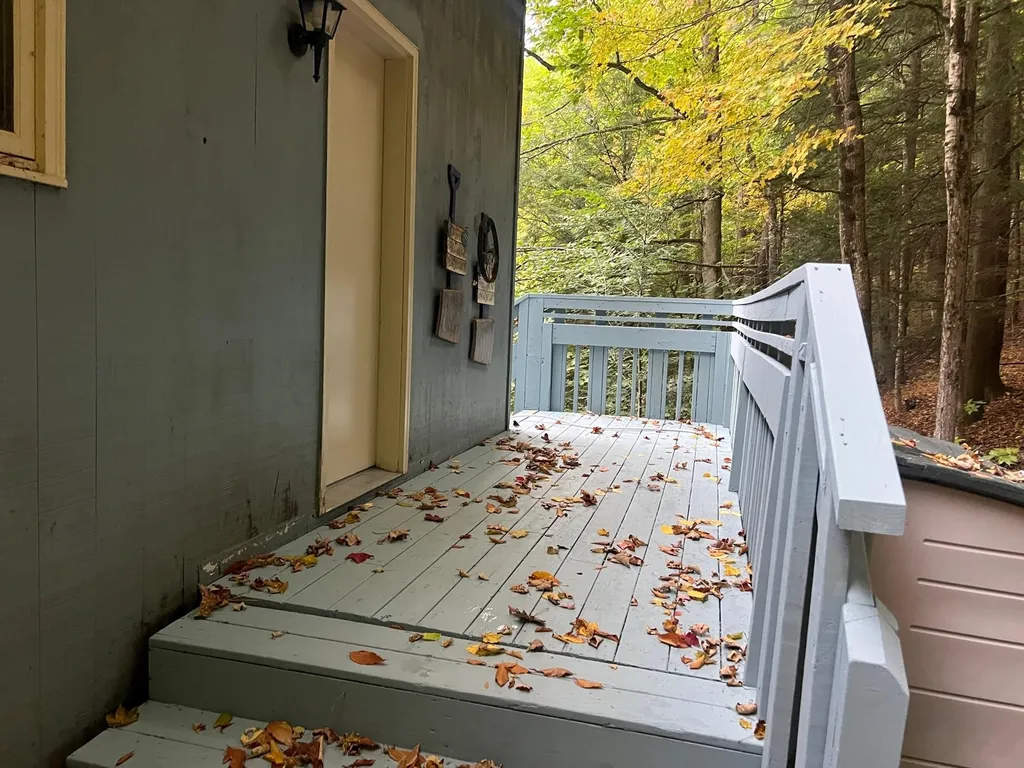 75 Naulahka Lane Hartford VT 05059