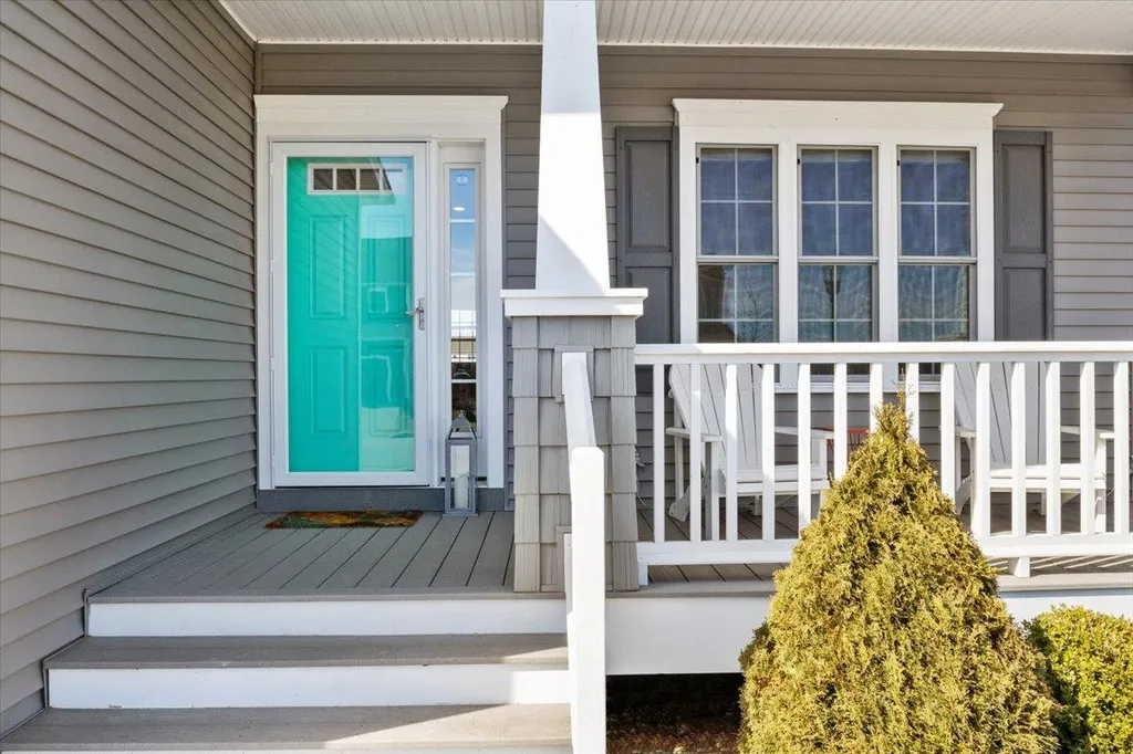 12 Sommerfield Avenue South Burlington VT 05403