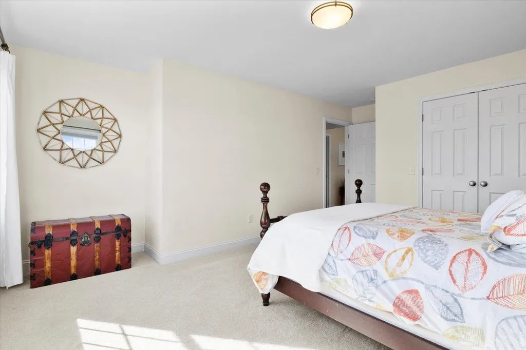12 Sommerfield Avenue South Burlington VT 05403