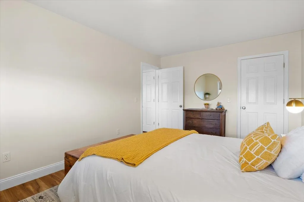12 Sommerfield Avenue South Burlington VT 05403