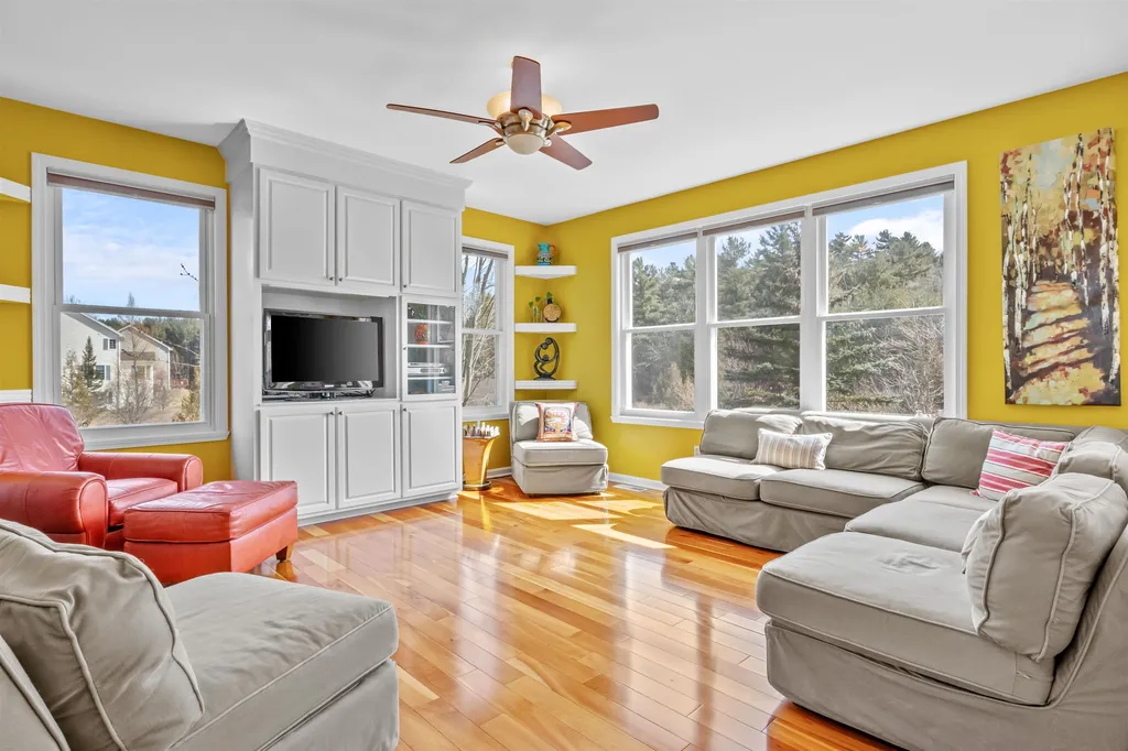249 Cobblestone Circle South Burlington VT 05403