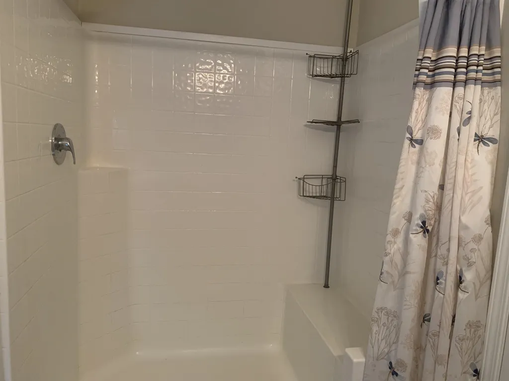 11 Julia Avenue Rochester NH 03867